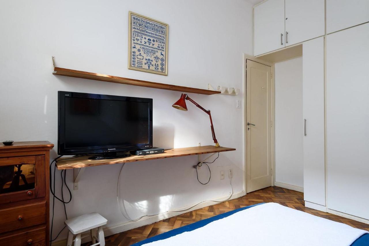 Apartamento Omar Do Rio - Gc 1002 Apartamento 2qtos, Completo Com Garagem, Internet 120mbps, A 150metros Da Praia De Ipanema E Do Metrô, 05 Minutos Da Praia De Copacabana