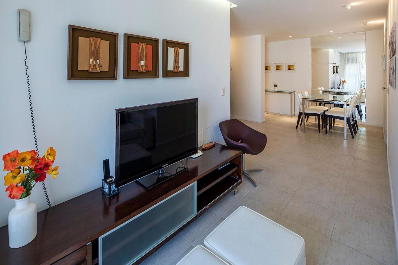 Apartamento Confortavel E Seguro 2 Quartos Com Varanda No Leme *