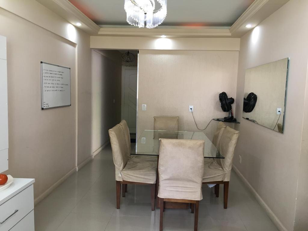 Apartamento Com 2 Quartos Em Condominio, Estacionamento E Portaria 24h - Comercio Ao Lado - Wi-fi - Netflix E Cozinha Completa Apartment