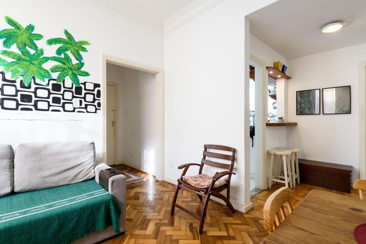 Apartamento Omar Do Rio - Gc 1002 Apartamento 2qtos, Completo Com Garagem, Internet 120mbps, A 150metros Da Praia De Ipanema E Do Metrô, 05 Minutos Da Praia De Copacabana *
