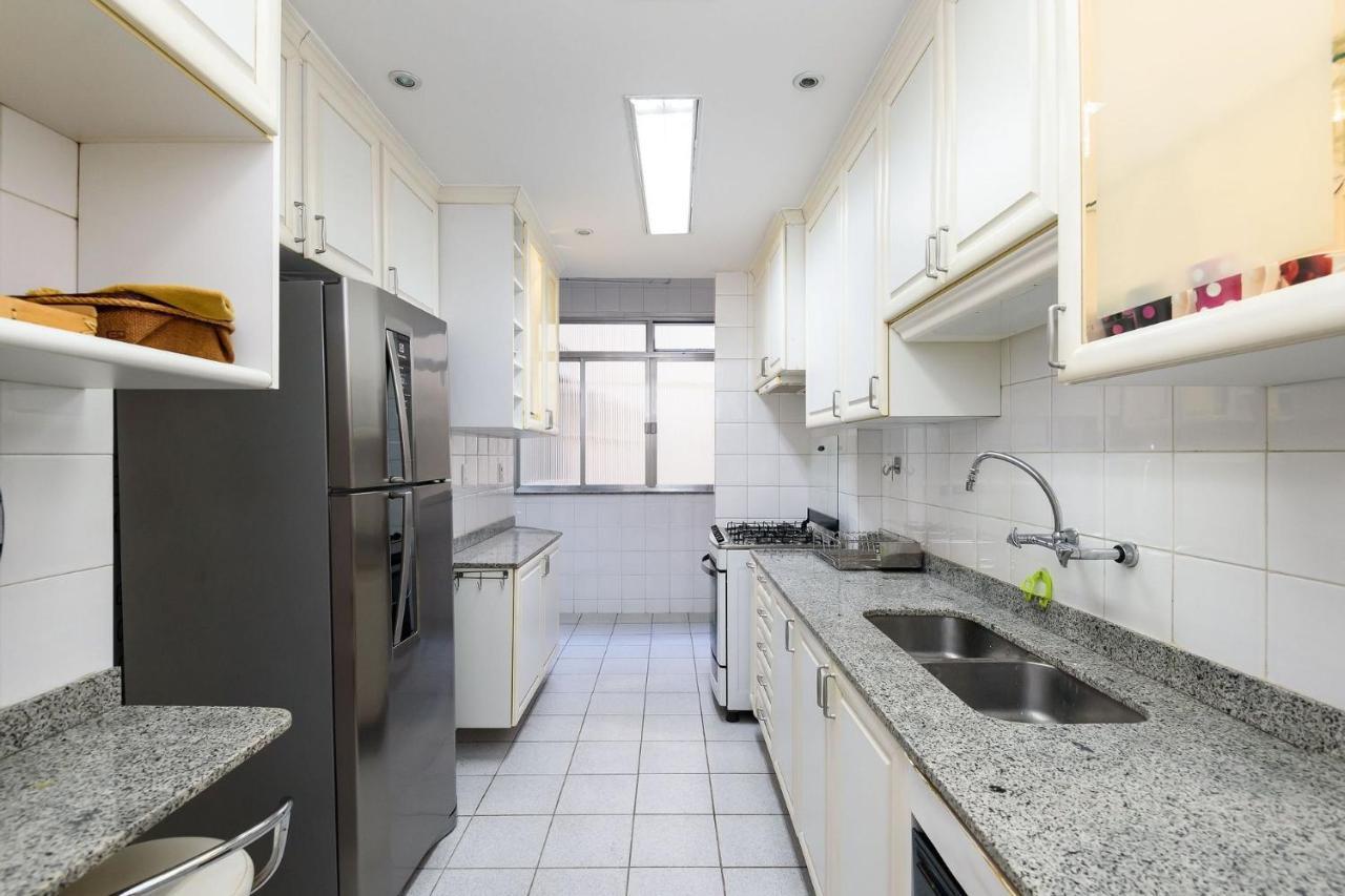 Apartamento Espacoso 3qtos No Leblon Com Garagem | Bm 647/405 *
