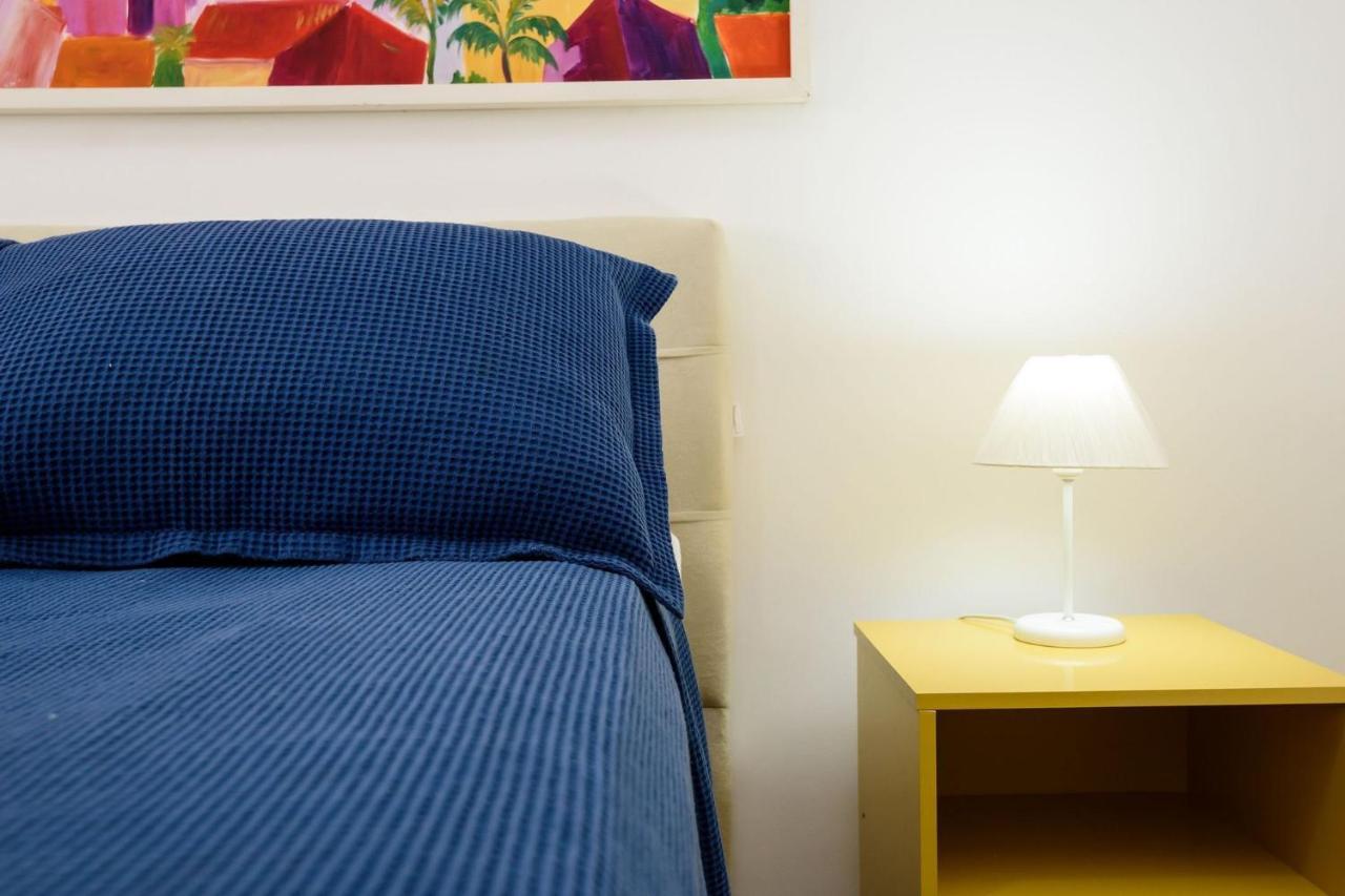 Apartment Omar Do Rio - Lc 113 Flat Beira-mar Com Piscina, Garagem, Varanda, Sauna, Academia, Quadra De Esportes, Smart Tv, Internet 120mbps *