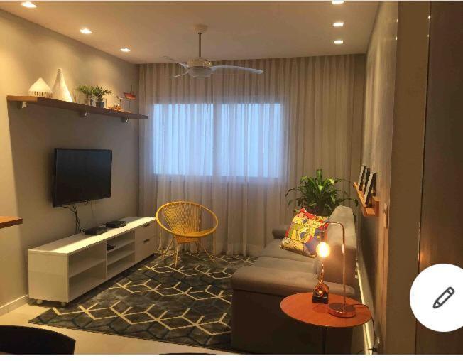 Apartment Barra Metro E Praia