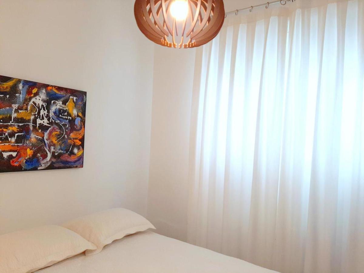 Homestay Linda Leblon Homestay - 3 Min To The *