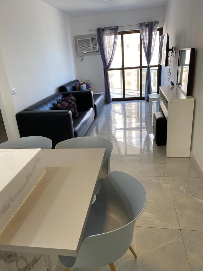 Flat Na Barra - Vista O Mar Apartamento *