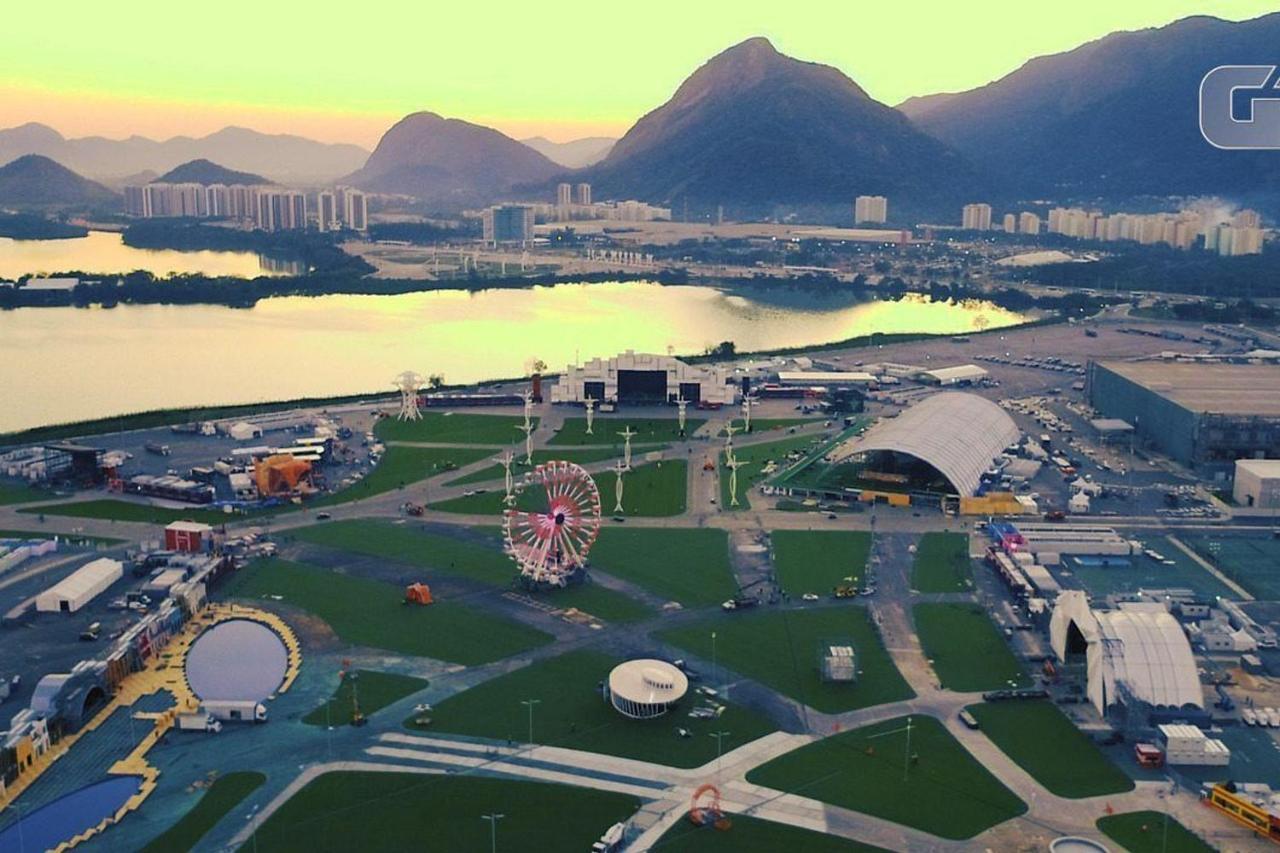 Flat E Perfeito Inteiro Na Barra Da Tijuca Com Cozinha, Lavanderia, Garagem E Wi Fi * Rio de Janeiro