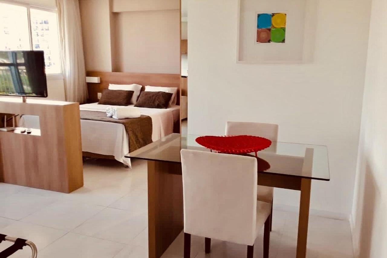 Flat E Perfeito Inteiro Na Barra Da Tijuca Com Cozinha, Lavanderia, Garagem E Wi Fi *