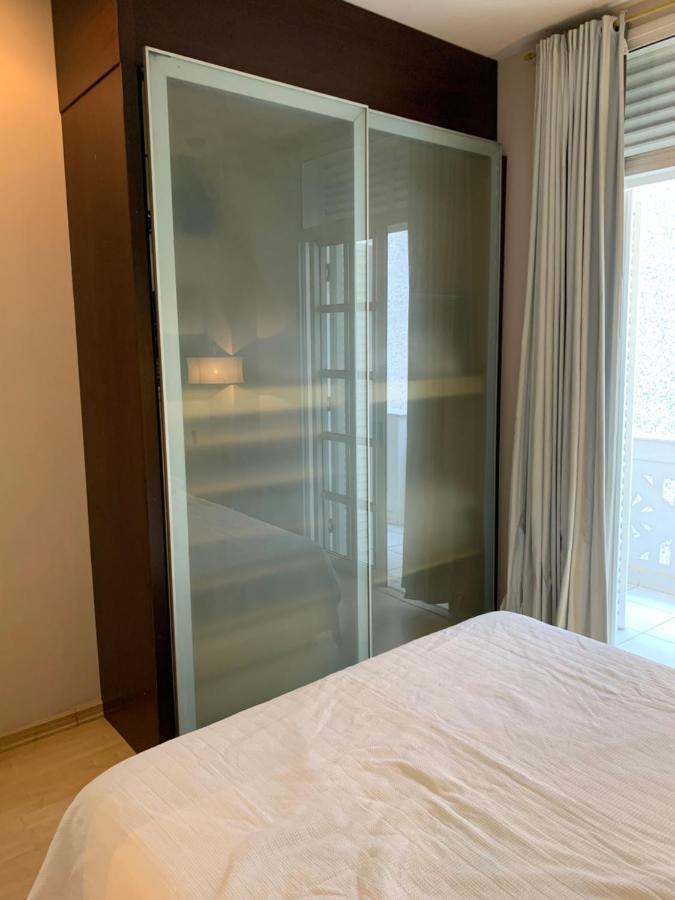 Residencial Com Serviços 45 Metros Decorado Com Sala, Suíte, Cozinha Quadra Da De Copacabana Apartamento *