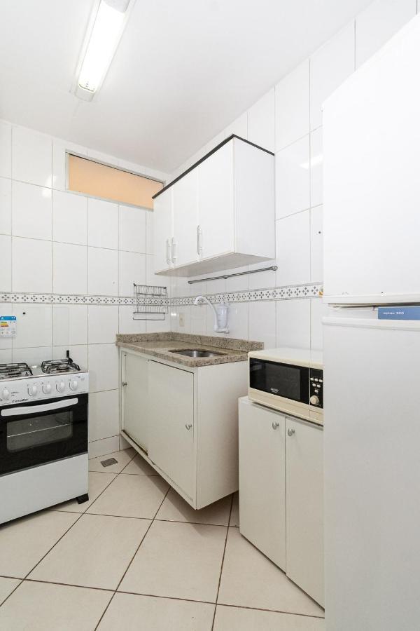 Apartamento Omar Do Rio - Nsc 402 Na Quadra Da Praia, Internet 240mbps, Smart Tv *