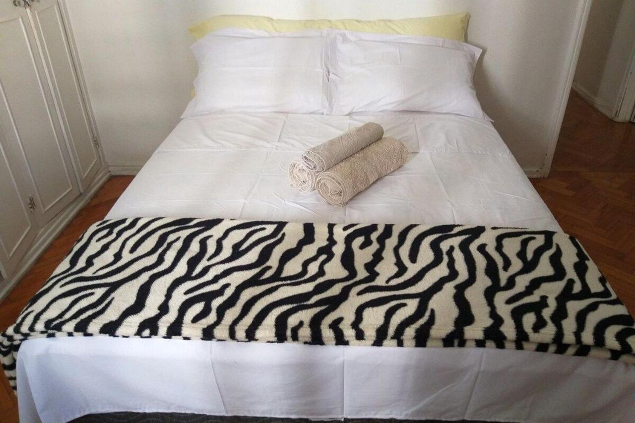 Apartamento Conforto Em Copacabana/rj Apartment *