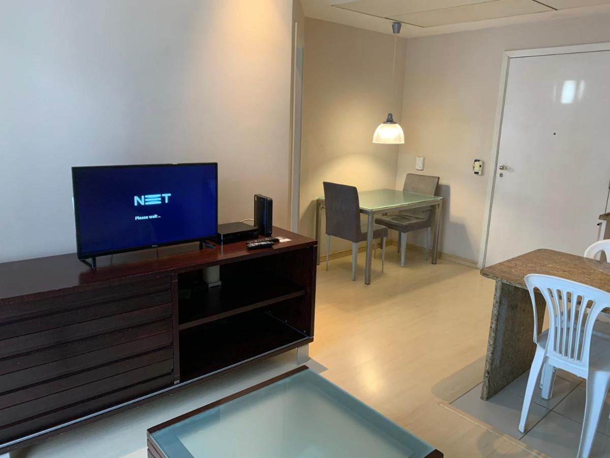 Residencial Com Serviços 45 Metros Decorado Com Sala, Suíte, Cozinha Quadra Da De Copacabana Apartamento