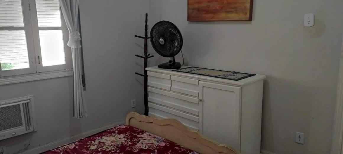 Apartamento Quadra Da Praia 13 Copacabana Posto 6 *