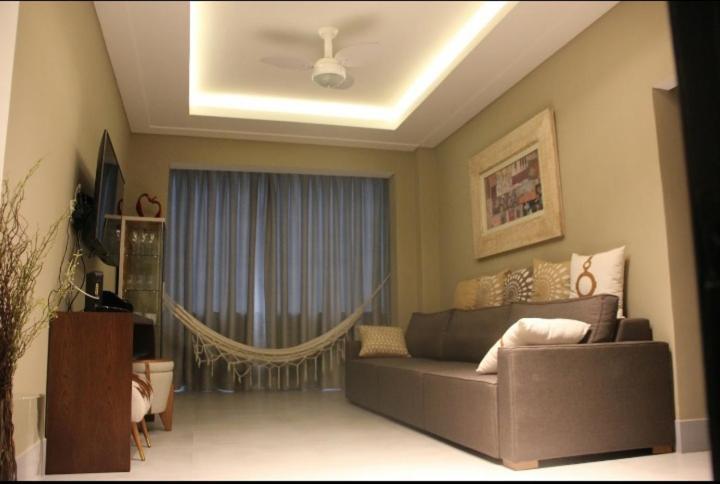 Apartamento Lindo Apartamento Reformado 2 Min Da Praia De Copa