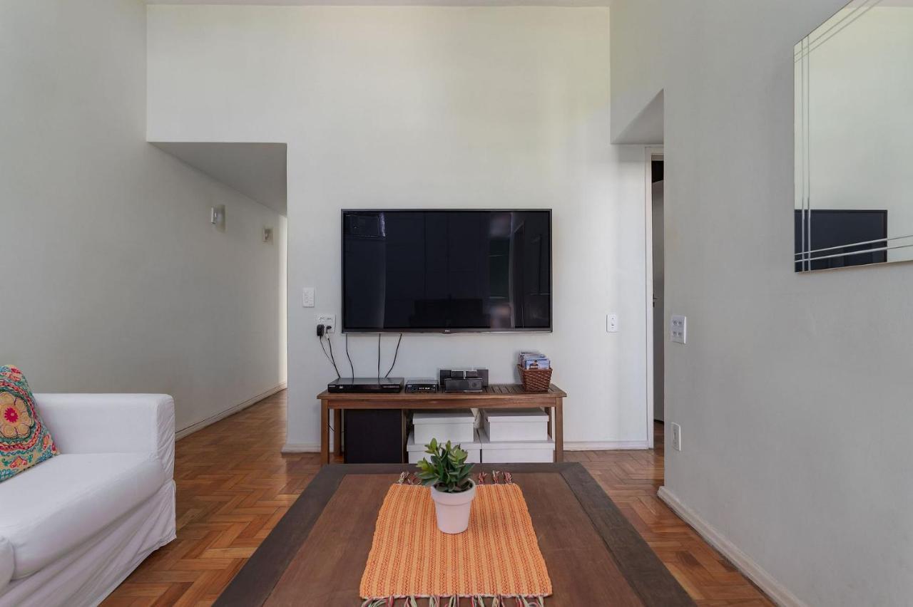 - Com 2 Quartos Em Ipanema Com Wifi, Lavanderia, Ar, A Pe A Apartamento *