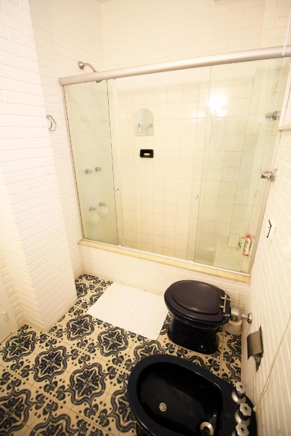 Apartamento Cavirio As602 - Apartamento 2 Qts Para 6 Pax, Perto Praia Metro E Baixo Copa Pub *