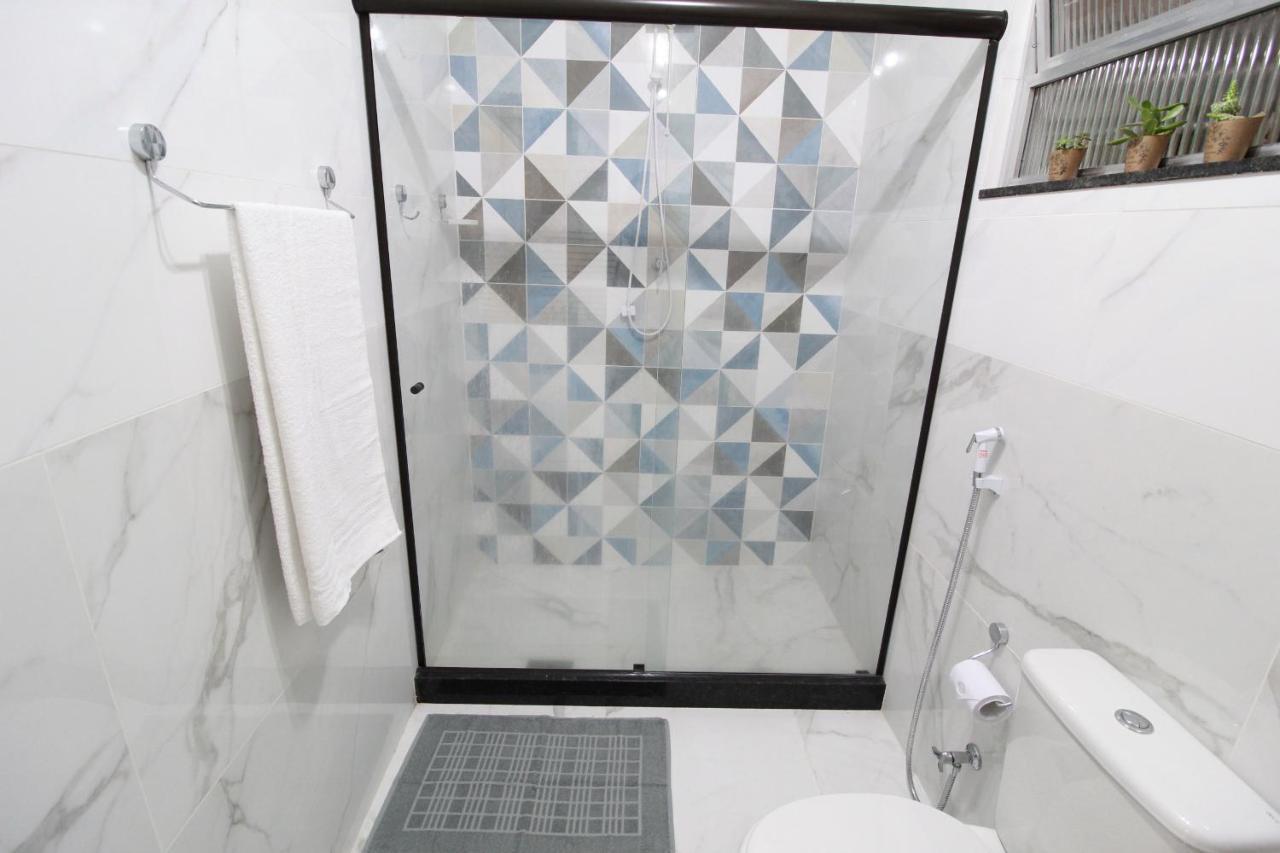 Aconchego Em Copacabana - 8 Pessoas - Sf704 Z3 Apartamento