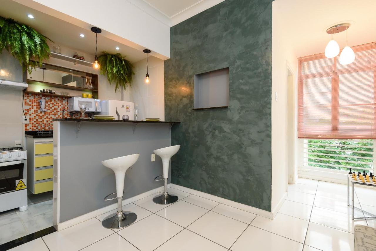 Unico Em Copacabana - 250m Da - Brx704 Z5 Apartamento