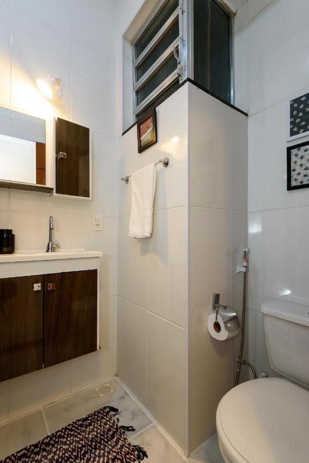 Unico Em Copacabana - 250m Da - Brx704 Z5 *