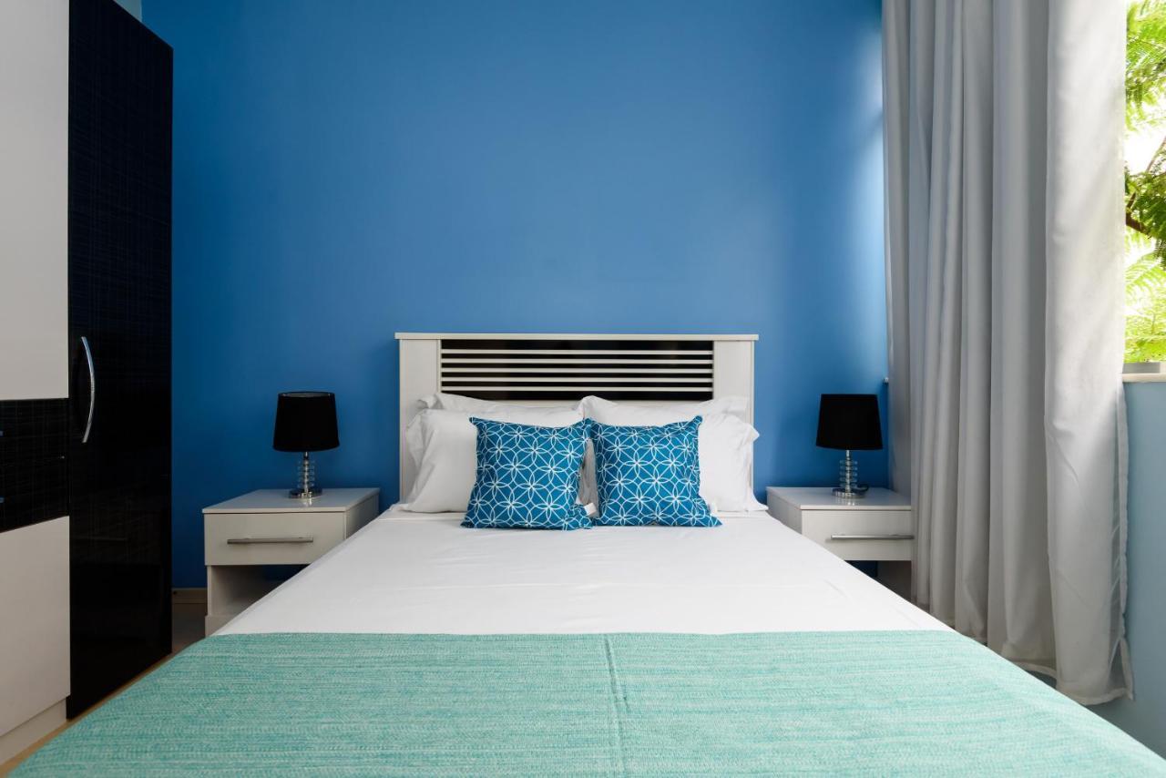 Unico Em Copacabana - 250m Da - Brx704 Z5 Apartamento *