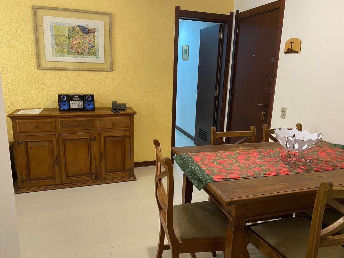 Flat Ipanema 2 Qtos Gar. Serv. Piscina Em Fte Metro Apartment Rio de Janeiro