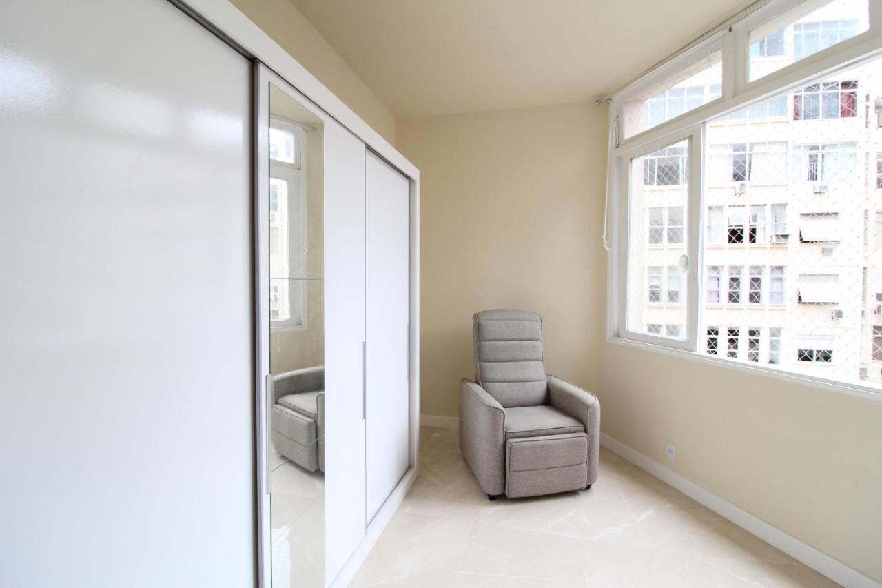 Apartamento Aconchego Em Copacabana - 8 Pessoas - Sf704 Z3 *