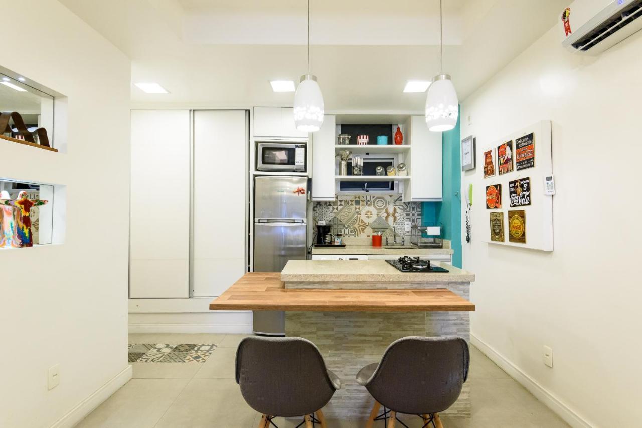 Apartment Encanto Em Copacabana - 150m Da - Pj204 Z5 *