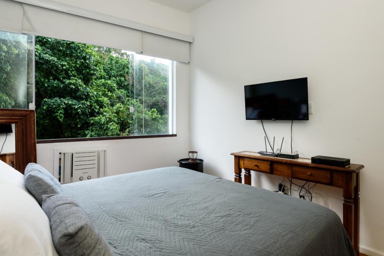 Apartamento Sossego Em Copacabana - Vista Arborizada - Br1009 Z4 Rio de Janeiro
