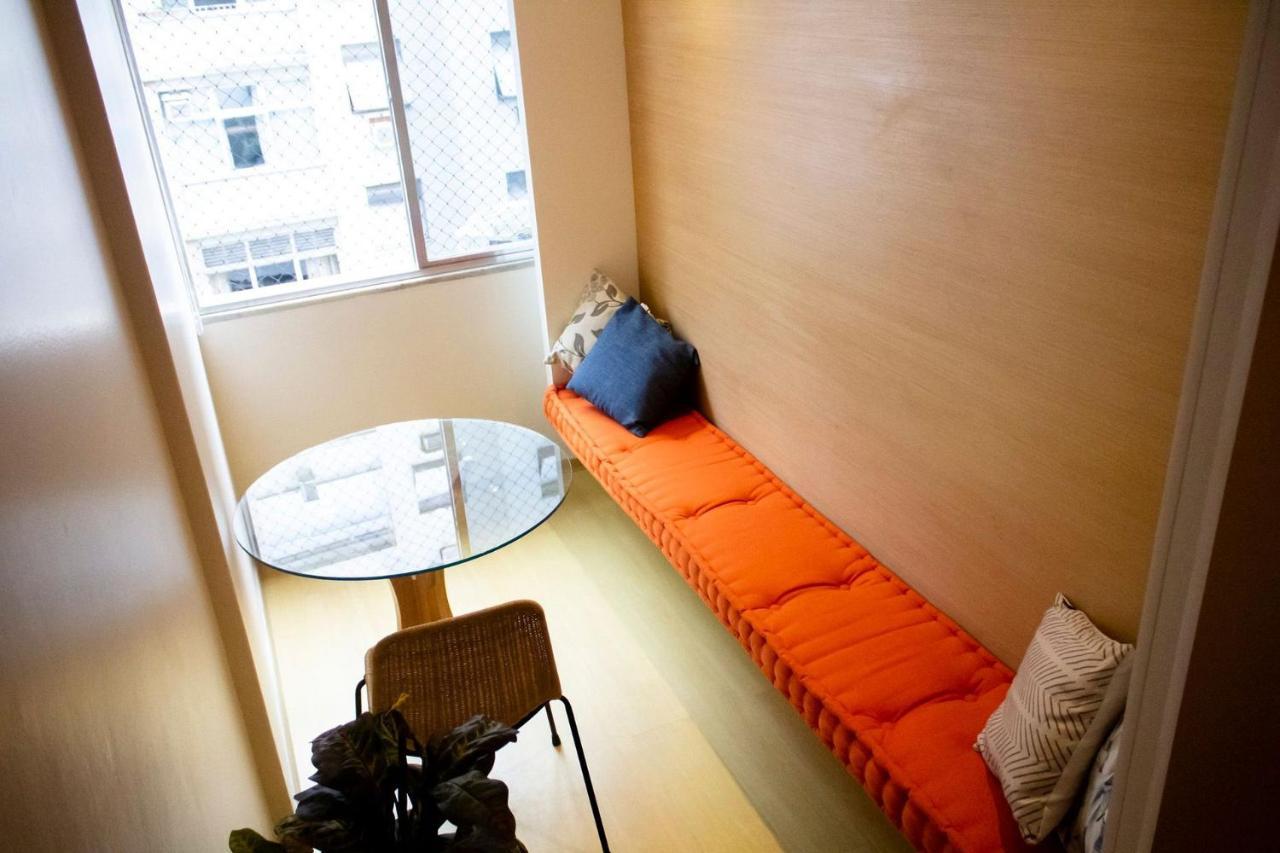 E Sala Em Ipanema Perto Da Apartamento *