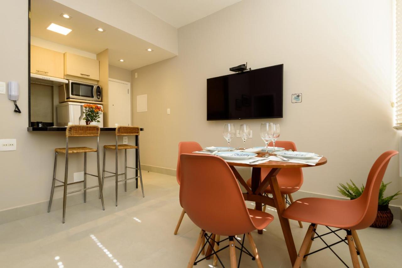 Apartamento Pineapples Bt301 - Excelente Quarto E Sala, ótima Localização No Centro De Ipanema, Próximo Ao Metrô