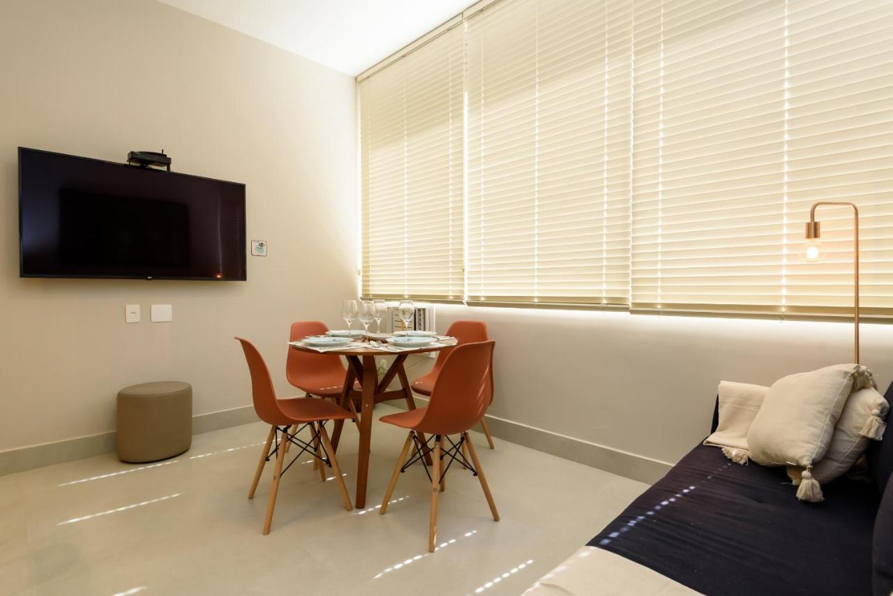 Pineapples Bt301 - Excelente Quarto E Sala, ótima Localização No Centro De Ipanema, Próximo Ao Metrô *