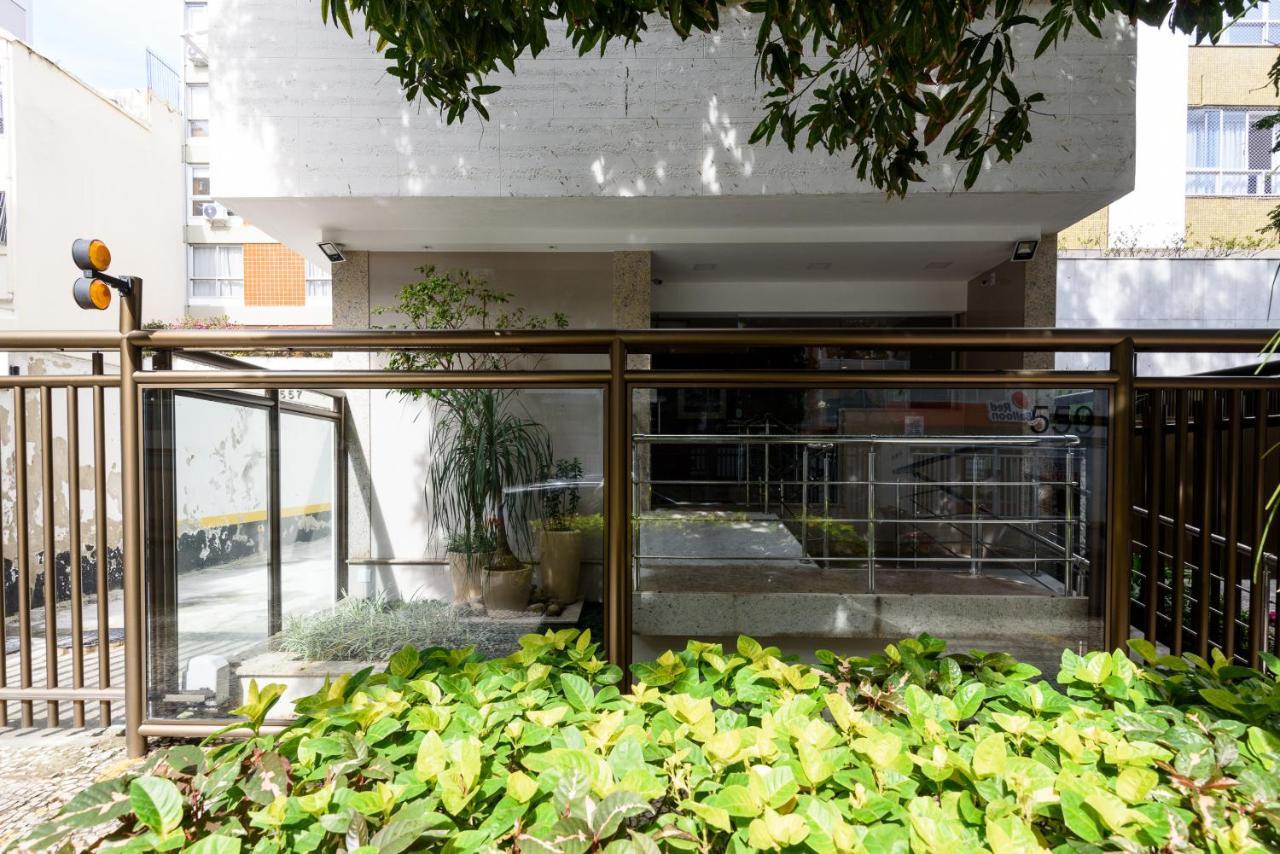 Pineapples Bt301 - Excelente Quarto E Sala, ótima Localização No Centro De Ipanema, Próximo Ao Metrô * Rio de Janeiro