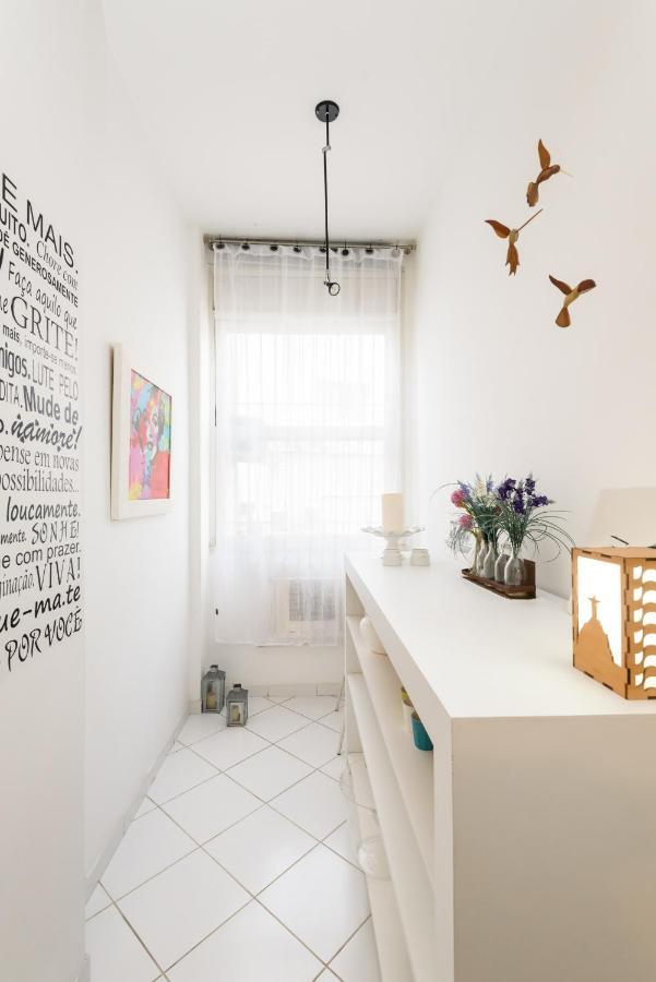 Pineapples Cg103 - Apartamento 2 Quartos, Bem Decorado E Em Otima Localizacao No Leblon