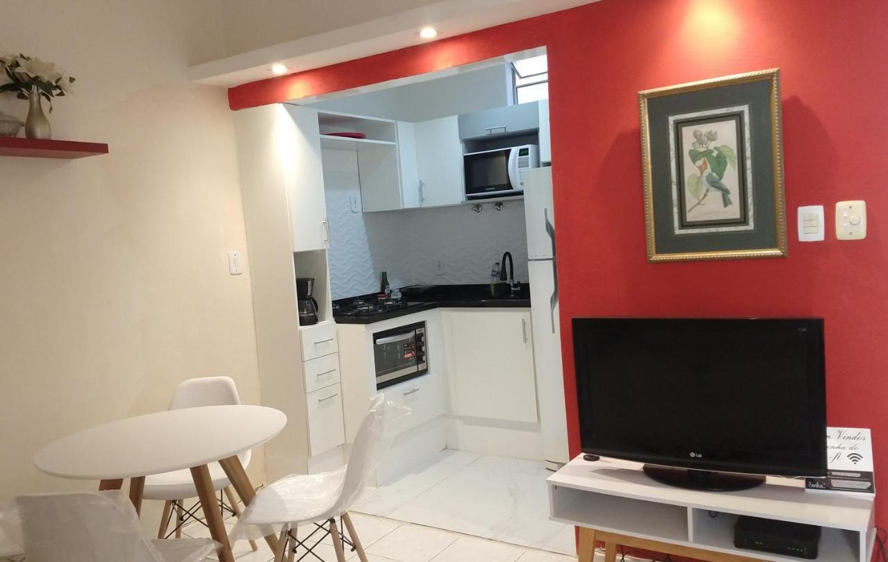 E Sala Silencioso Em Copacabana Apartment