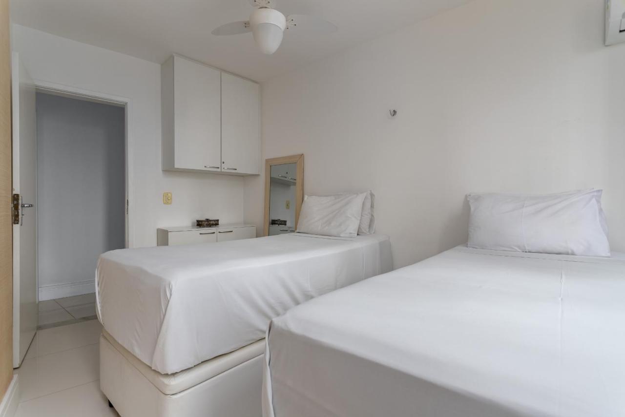 Apartamento Agradavel Na Barra Da Tijuca - Na Rua Da Praia - Lc703 Rio de Janeiro