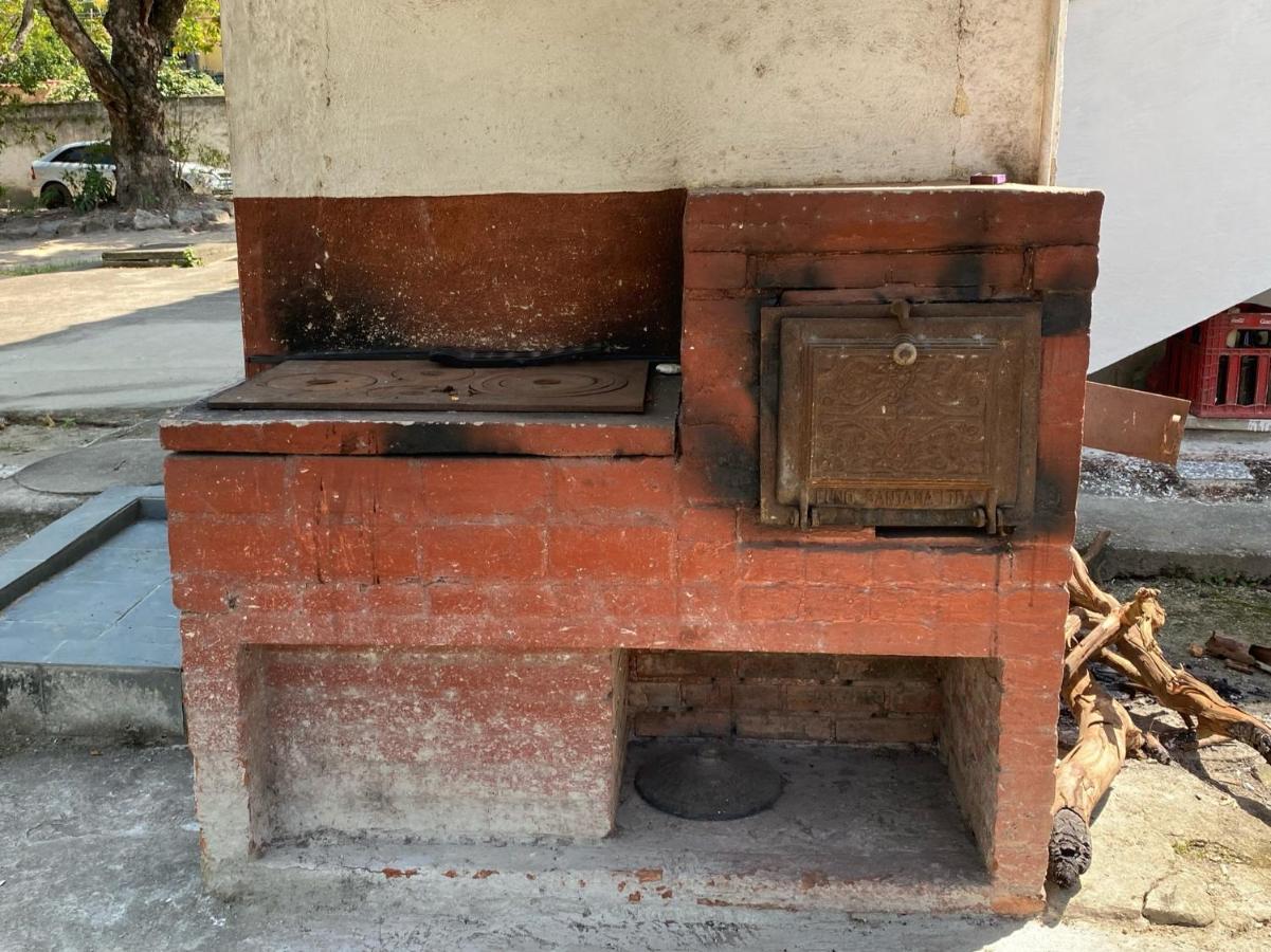 Casa Inteira Entre Guaratiba E Campo Grande, Rio De Janeiro, Rj - A 40 Min Da Praia, Proximo Ao Estadio Miecimo Da Silva E Park Shopping-ideal Descanso, Encontros, Festa E Lazer-3000 M2 * Rio de Janeiro