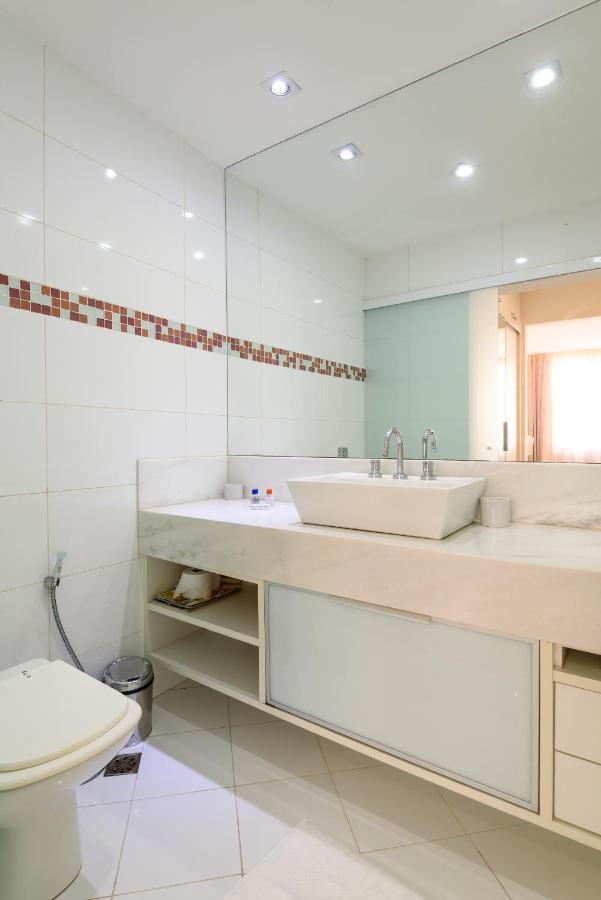Apartamento Pineapples Bc706 - Excelente Localização, Conforto E Silêncio *