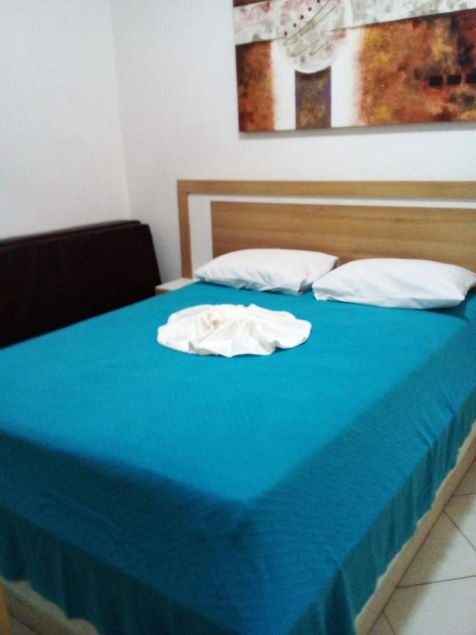 Maravilhoso Sala E Quarto Completo Na Quadra Da Praia De Copacabana Posto 5 Rio de Janeiro