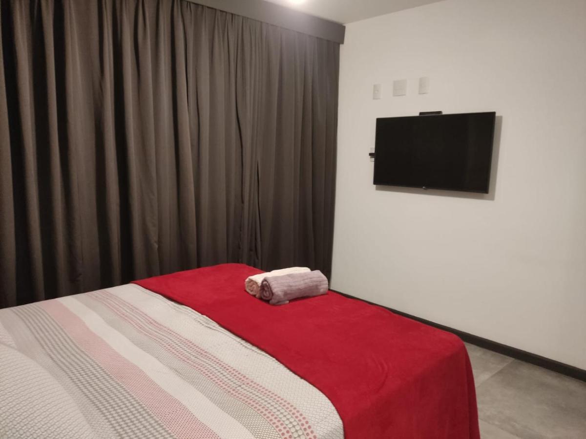 Quarto em Acomodações Particulares Suítes/studios Privados Copacabana Rio de Janeiro