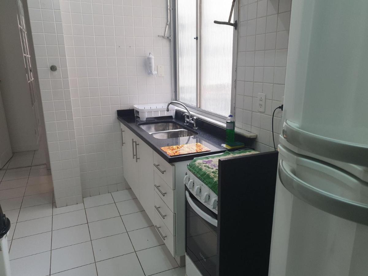 Apartamento Apartamento 2 Quartos Com Saida Pra Proximo De Supermercados, Bares E Restaurantes