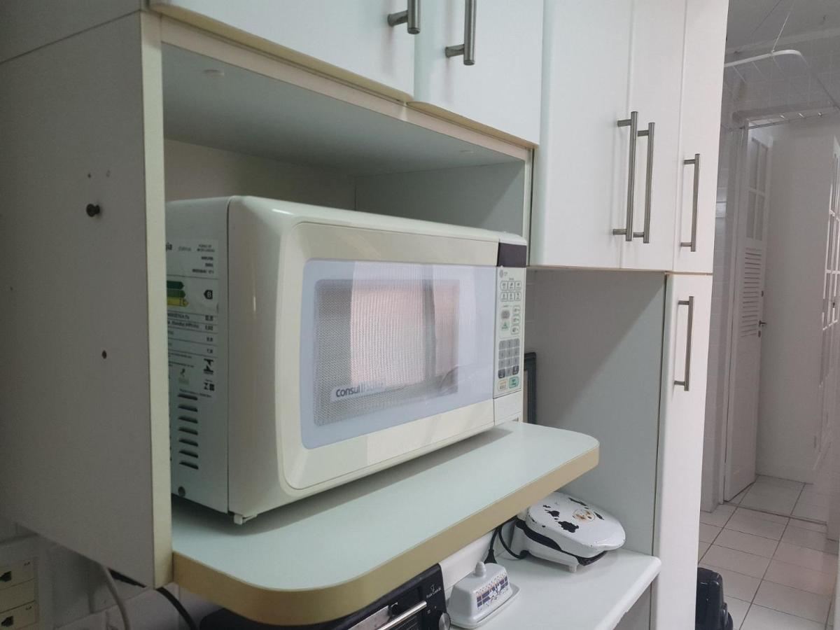 Apartamento Apartamento 2 Quartos Com Saida Pra Proximo De Supermercados, Bares E Restaurantes