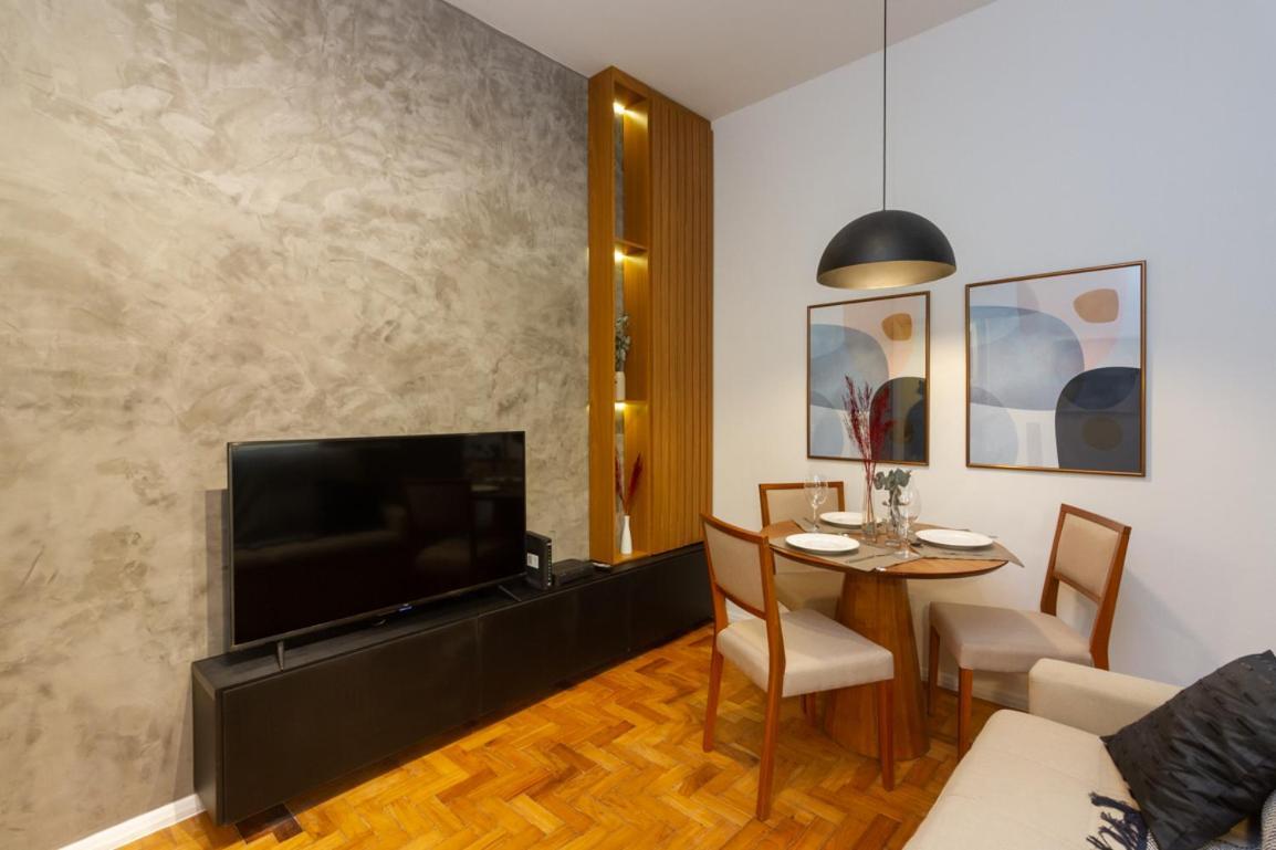 Apartment R Carlos Gois, 476 - Leblon - Lb0016