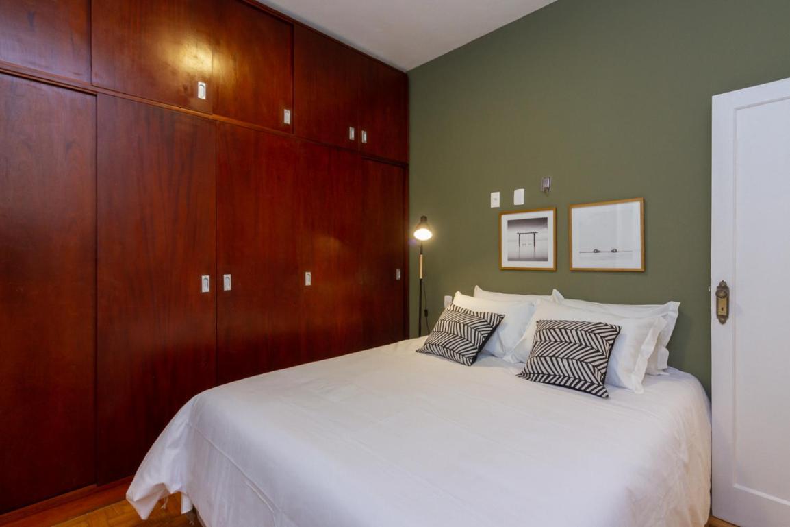 R Carlos Gois, 476 - Leblon - Lb0016 Apartment