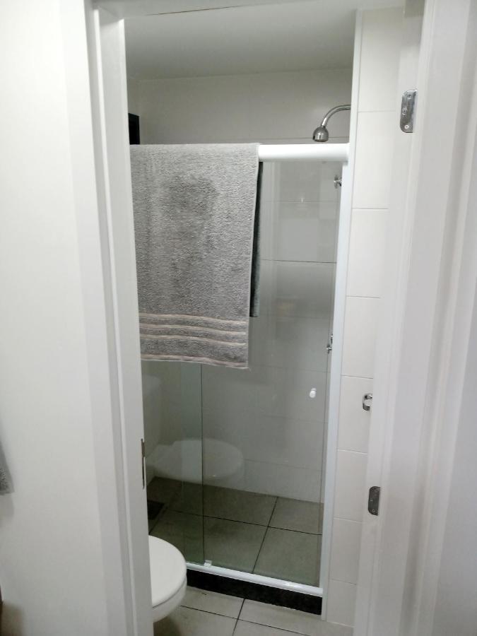 Otimo Apto Com Area Gourmet No Centro No Rj