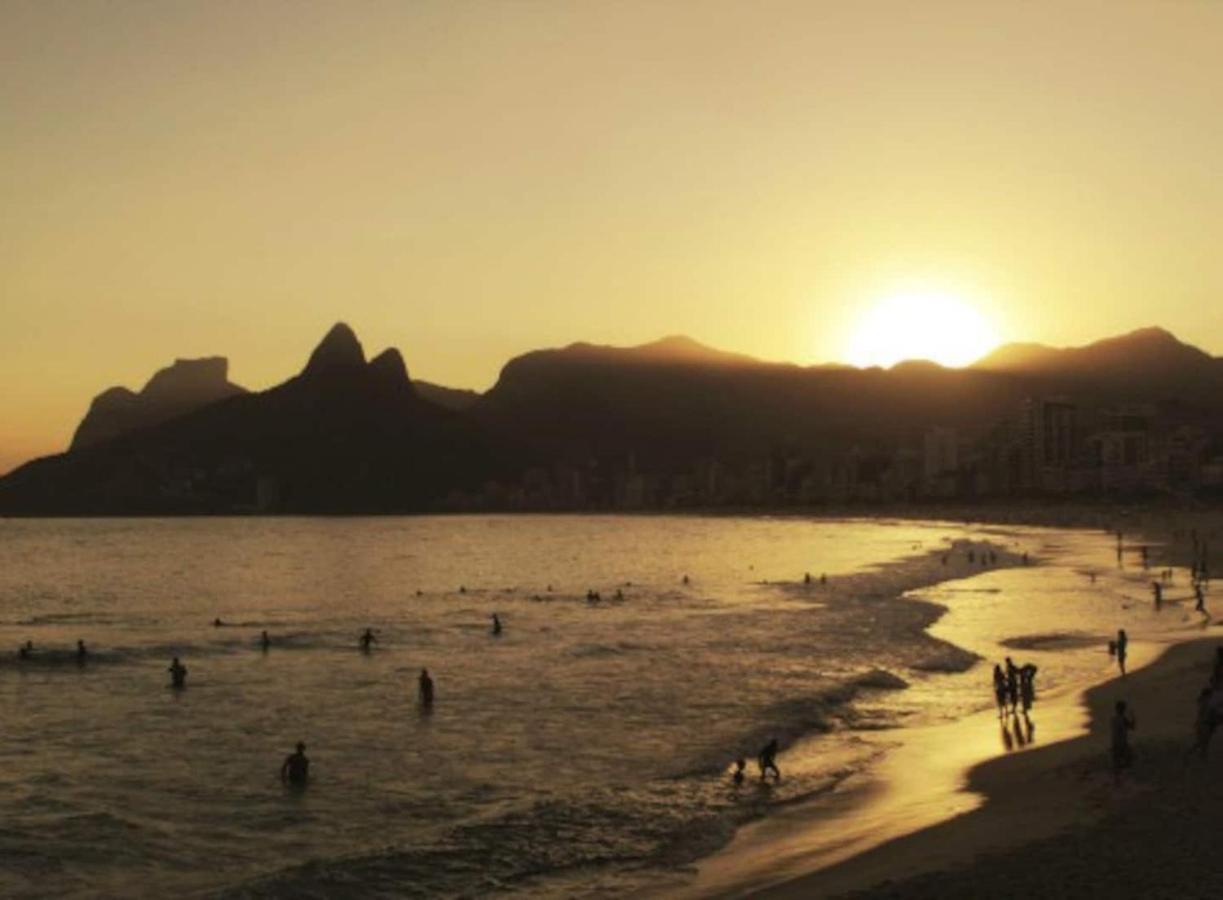 Apartamento Flat Qto E Sala Em Ipanema ótimo 2 2 Pessoas!