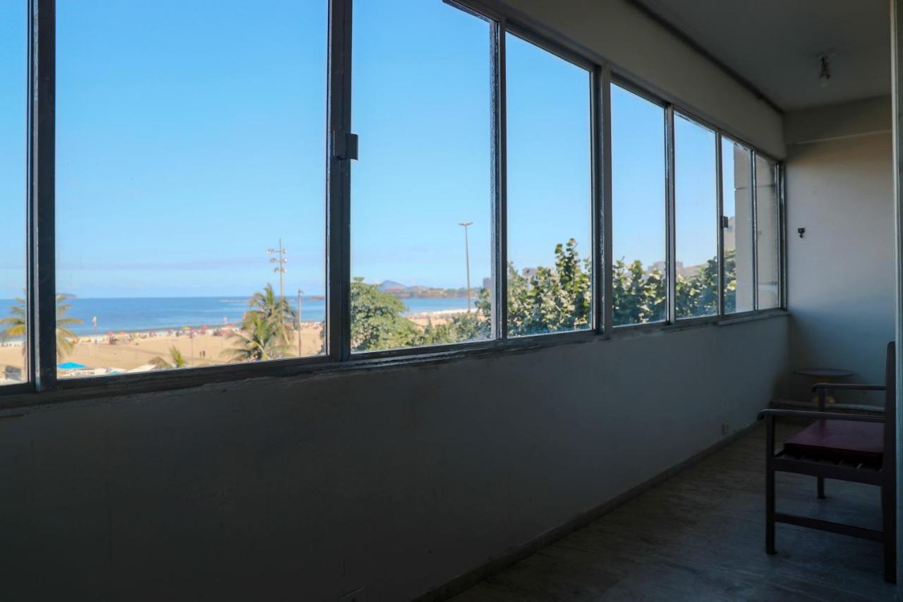 Apartamento Grande Com Vista Frente Mar Copacabana *