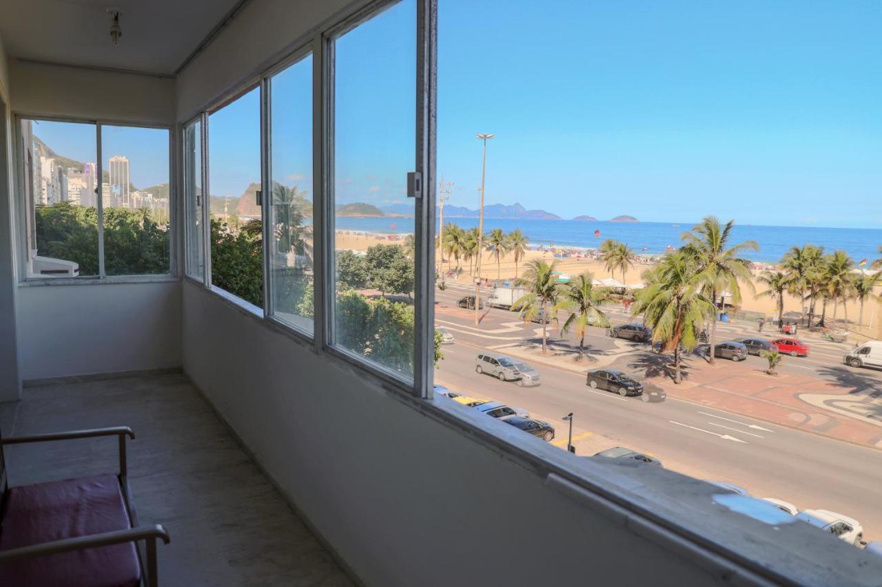 Apartamento Grande Com Vista Frente Mar Copacabana *