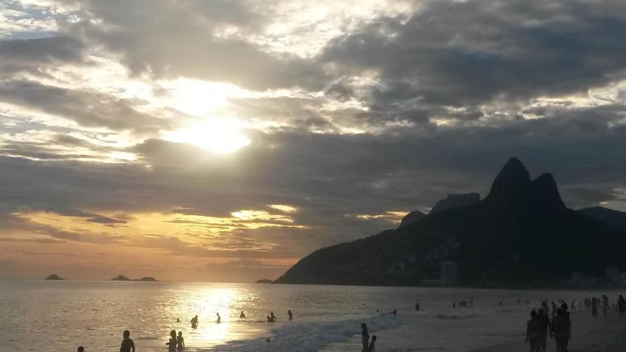 Apartamento Flat Qto E Sala Em Ipanema ótimo 2 2 Pessoas! *