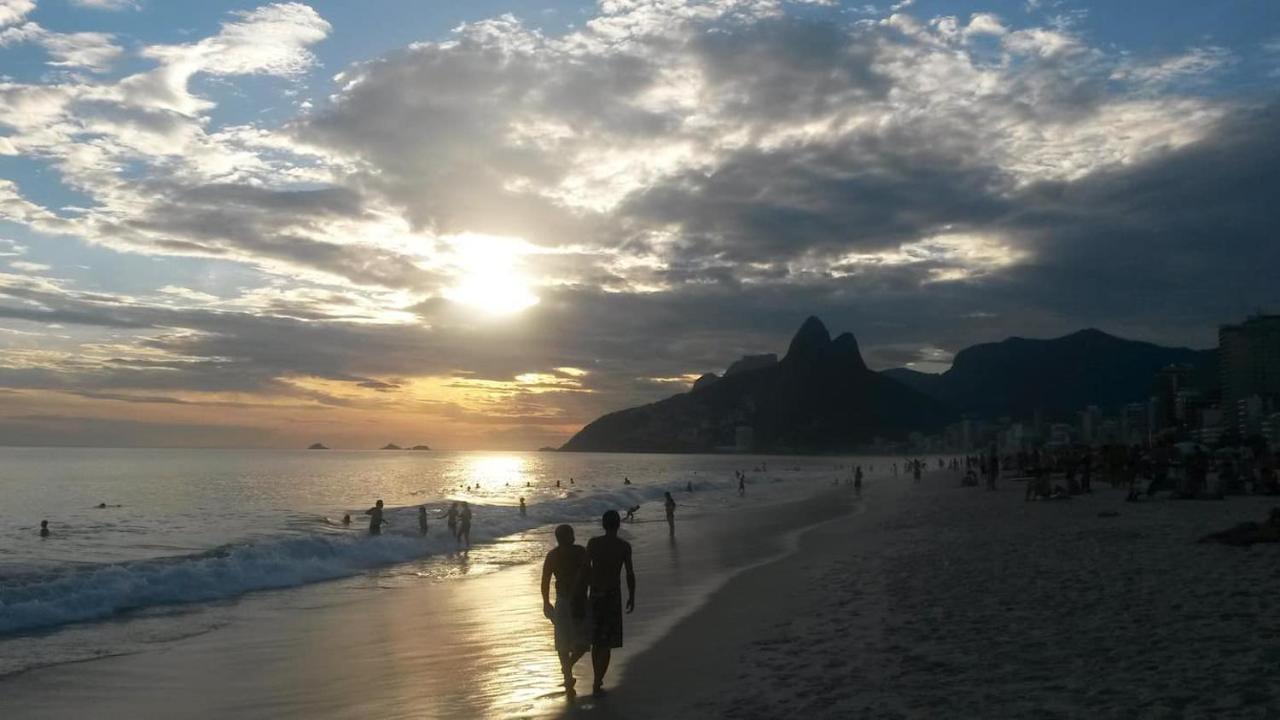 Apartamento Flat Qto E Sala Em Ipanema ótimo 2 2 Pessoas! *