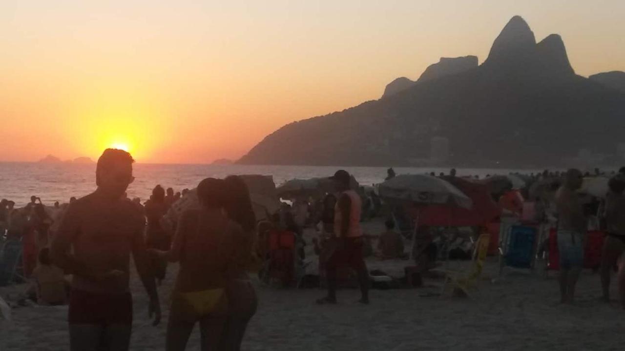 Apartamento Flat Qto E Sala Em Ipanema ótimo 2 2 Pessoas! *