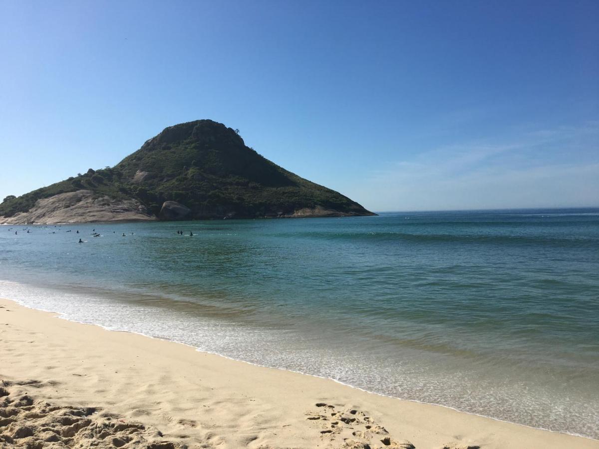 Apartment Apartamento Com 2 Quartos Em Condominio, Estacionamento E Portaria 24h - Comercio Ao Lado - Wi-fi - Netflix E Cozinha Completa Rio de Janeiro